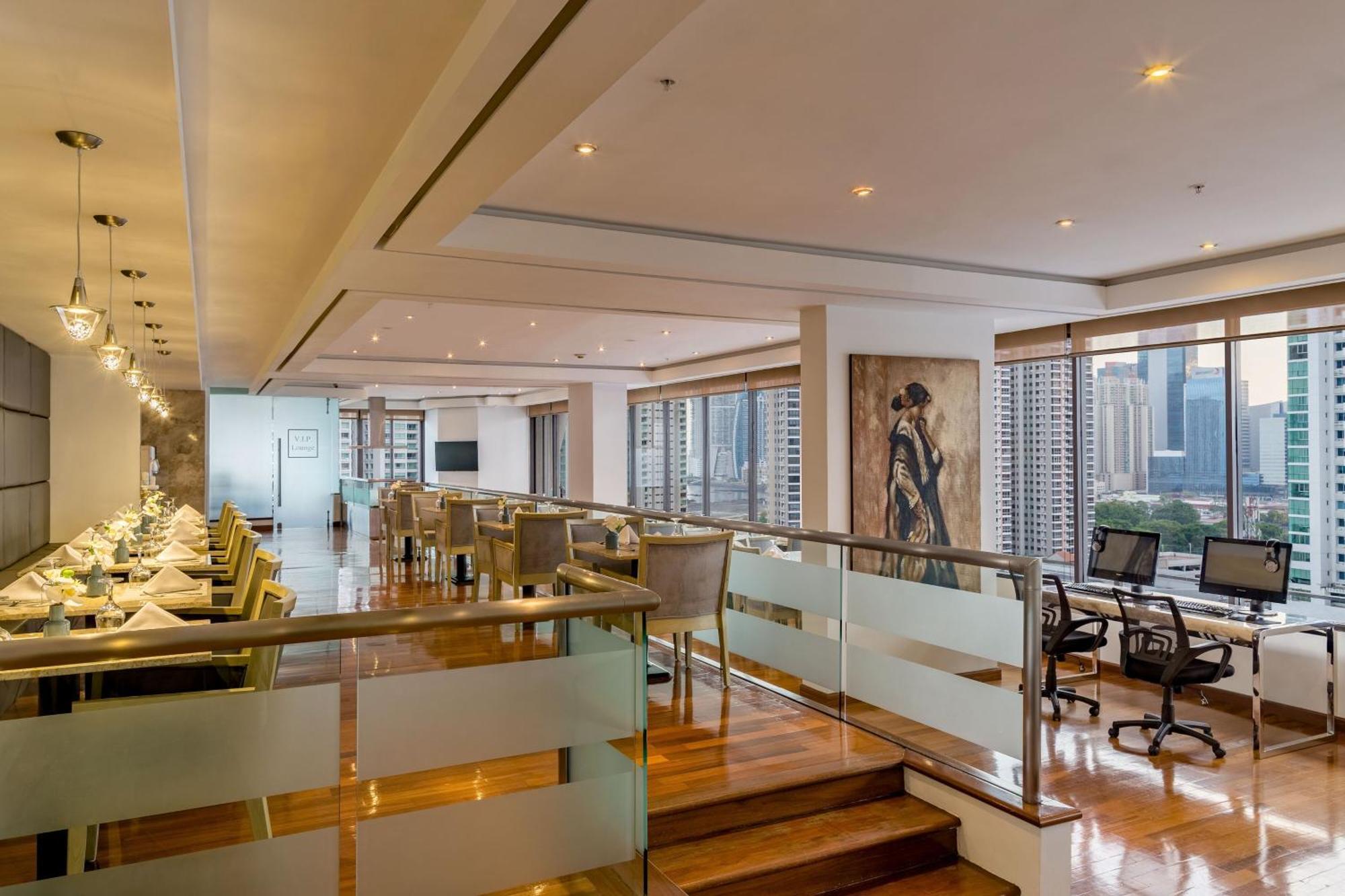Sheraton Grand Panama מראה חיצוני תמונה Club Lounge at the 36th floor