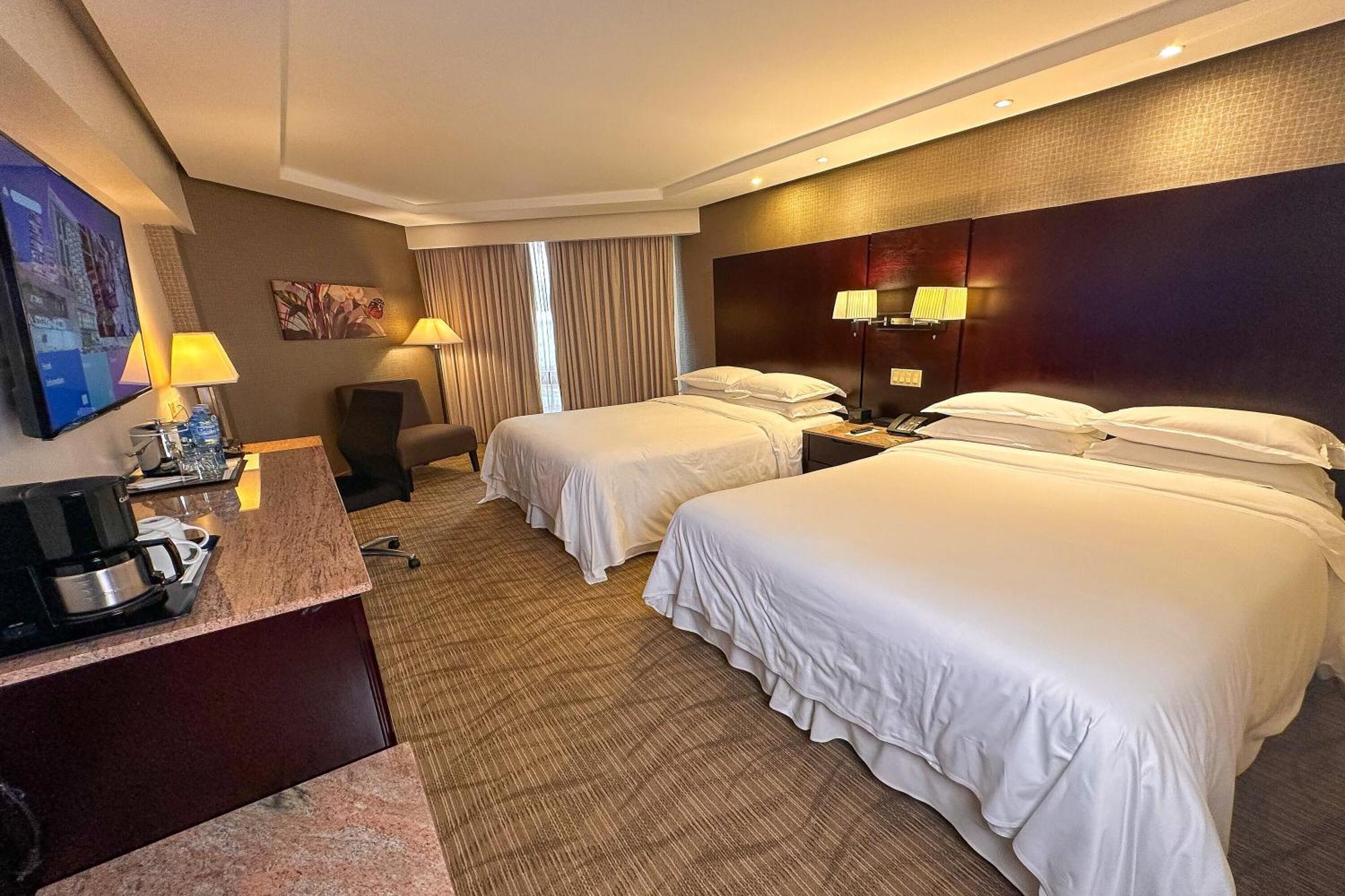 Sheraton Grand Panama מראה חיצוני תמונה Deluxe Room
